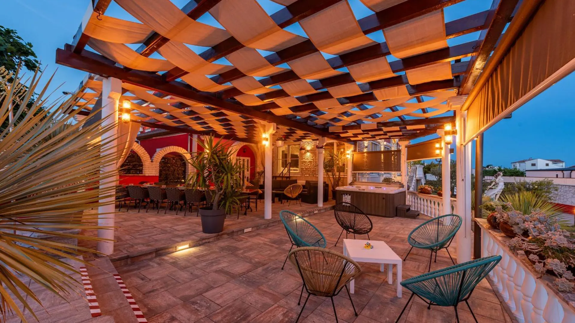 Xxxl Villa Ancora With Heated Pool 图兰杰 0*,