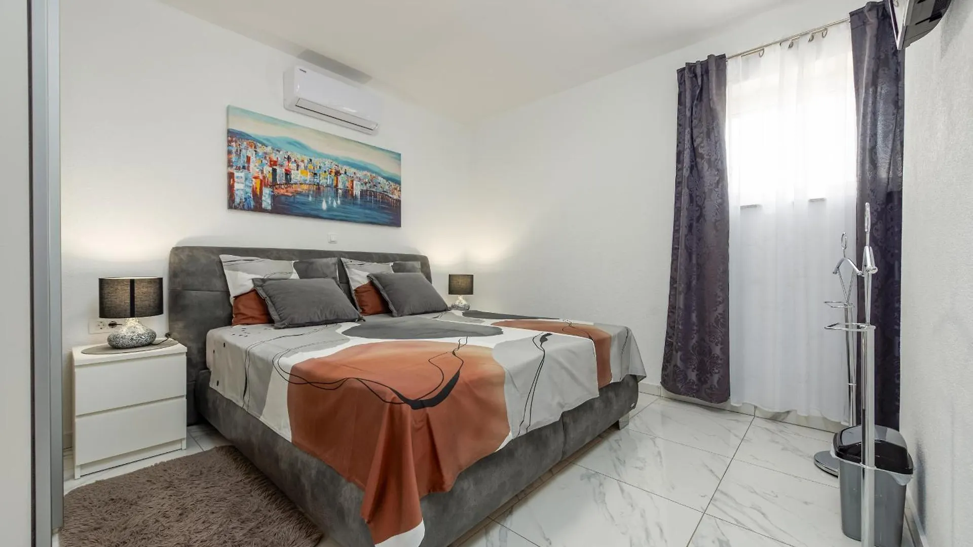 Xxxl Villa Ancora With Heated Pool Turanj