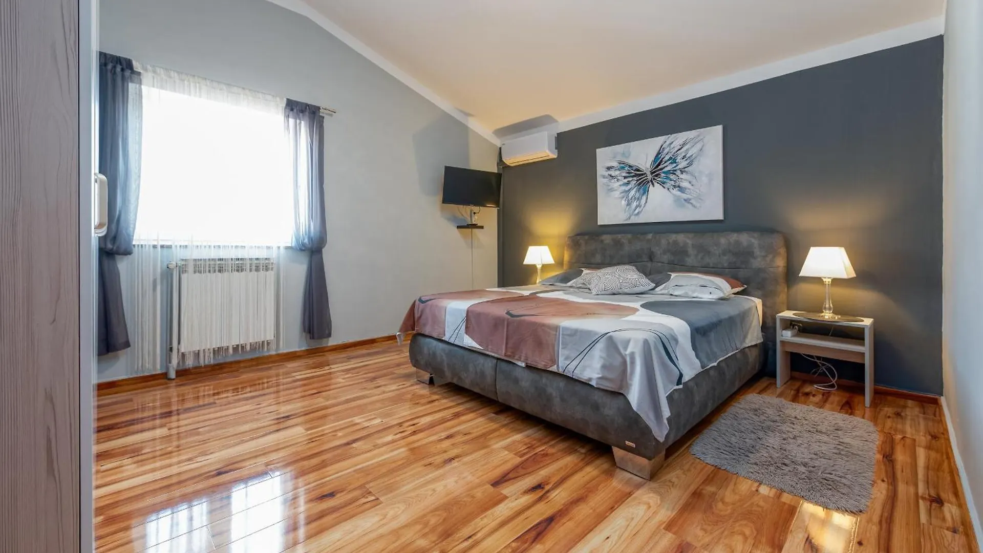 Xxxl Villa Ancora With Heated Pool 图兰杰 克罗地亚